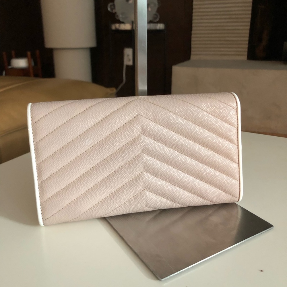 Yves Saint Laurent Blush Pink Quilted Envelope Wallet - Picture 2 of 9